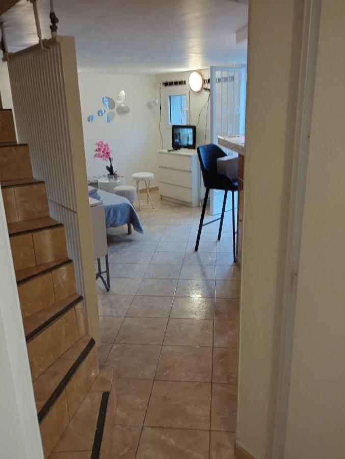 Studio Meuble Avec Piscine Partagee La Ferté-Gaucher Extérieur photo