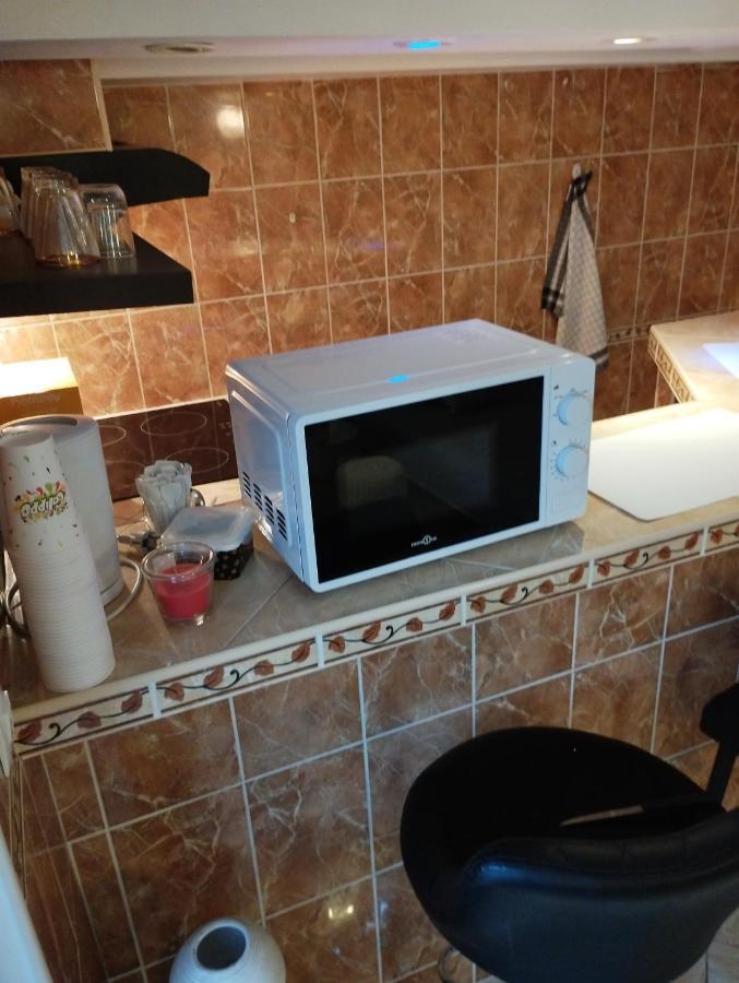 Studio Meuble Avec Piscine Partagee La Ferté-Gaucher Extérieur photo
